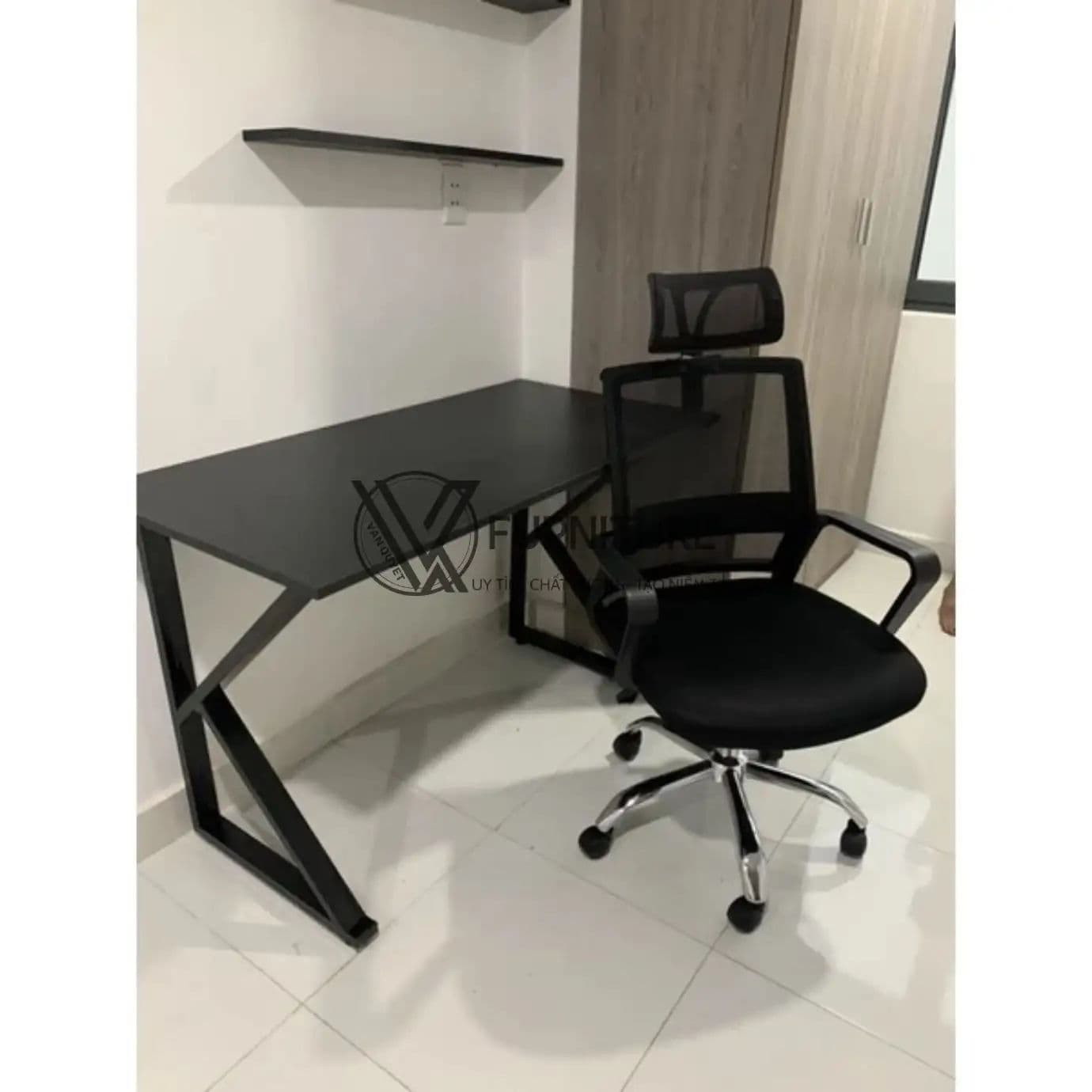Combo bàn làm việc và ghế xoay văn phòng